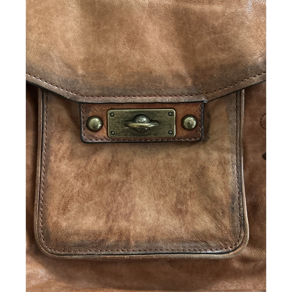 Frye Cameron Magazine Crossbody Leather Bag with Dust Bag Brown Distressed‎ - Picture 5 of 13